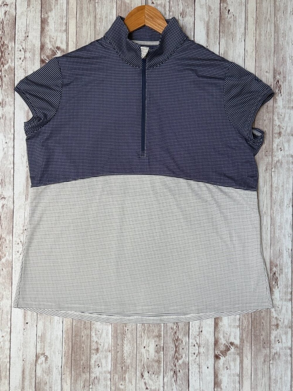 Zero Restriction Womens Cap Sleeve Shirt sz XL Navy White 1/4 Zip Mock Neck Ally